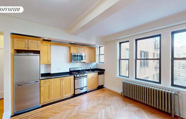 Studio, 1 bath, 440 sqft, $3,550, Unit 16M