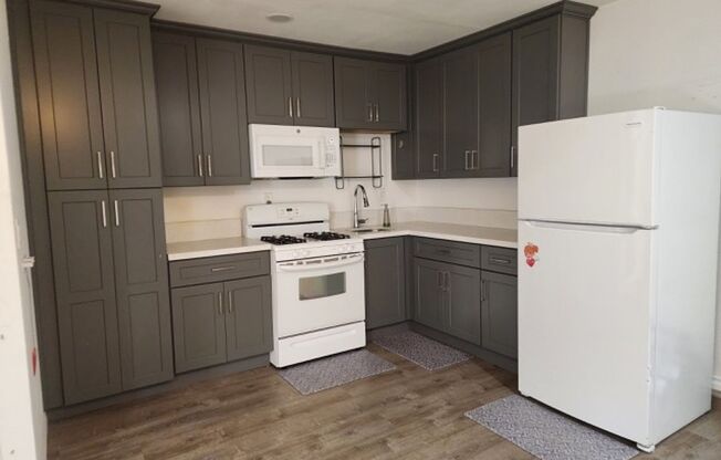 Cozy Studio + Patio – Perfect for Indoor-Outdoor Living