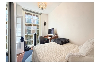 516 E 78 ST