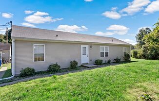 Lovely 3 bedroom, 2 bath home in Oak Ridge!