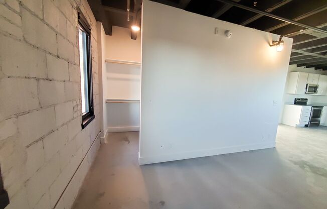 Studio, 1 bath, 495 sqft, $855