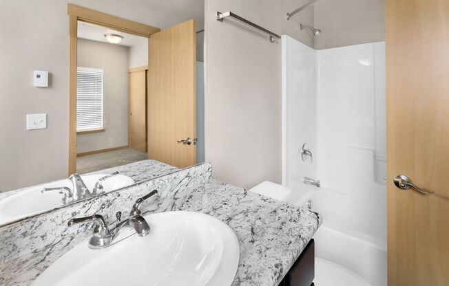 3 beds, 2 baths, 1,021 sqft, $2,295, Unit 541-104