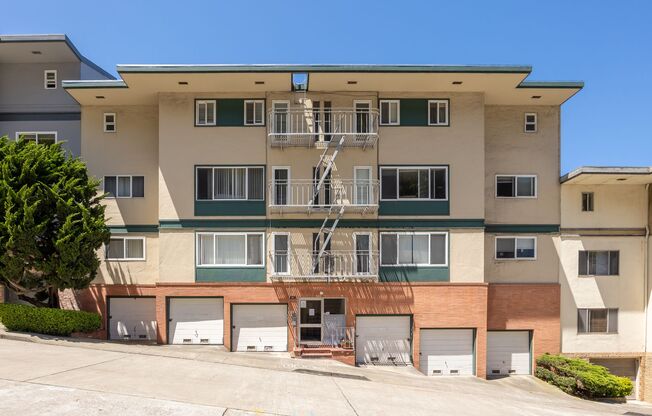 455 Warren Drive (153r)