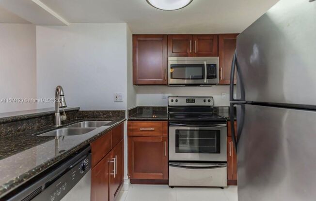 1 bed, 1 bath, 593 sqft, $2,200, Unit E-401