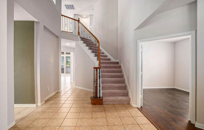 Beautifully Crafted 5 Bedroom 4 Bath in Flower Mound!