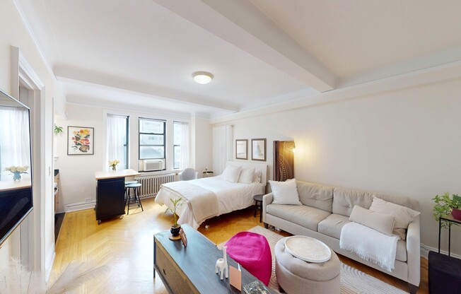 Studio, 1 bath, 440 sqft, $3,900, Unit 13M