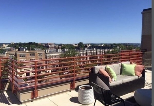 2 beds, 2 baths, 951 sqft, $4,000, Unit 309
