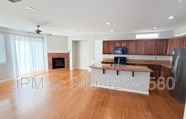 1740 GRANITE CHIEF DR