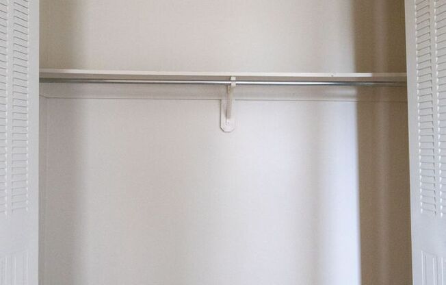 1 bed, 1 bath, 682 sqft, $975, Unit Unit 614