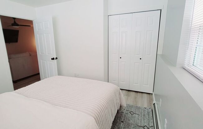 2 beds, 2 baths, 915 sqft, $2,575, Unit 4346-15