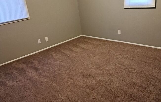 Heights Apartments - 5950 E River Rd