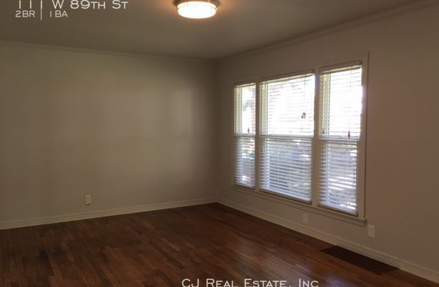 111 W 89 ST