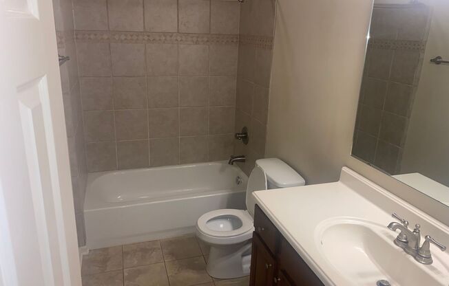 2 beds, 2 baths, $1,350