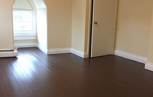 Spacious 3BR House in Columbia!