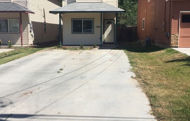 $1895..00 -  2 Bed/2.5 bath on the Bench....Fenced Back Yard with a storage Unit...Landscaping Included with your rent.
