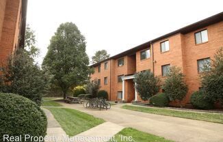 2021 Ivy Rd