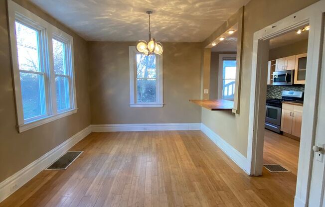 Now showing, Updated 3BR 2 Full Bath house with yard and parking!