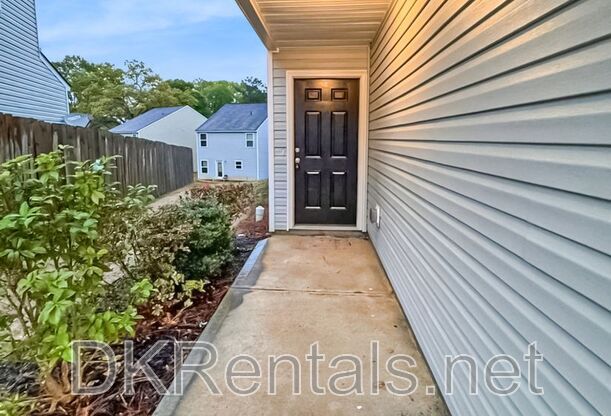 18 EVERETT CIR