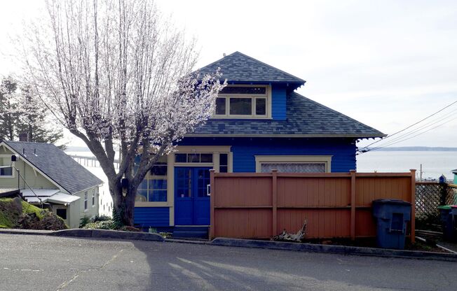 612 Florence Ave, Astoria, OR 97103