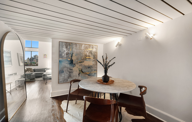 1 bed, 1 bath, 750 sqft, $8,500, Unit 502