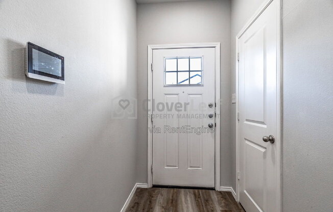 3 beds, 2.5 baths, 1,261 sqft, $1,397, Unit 24