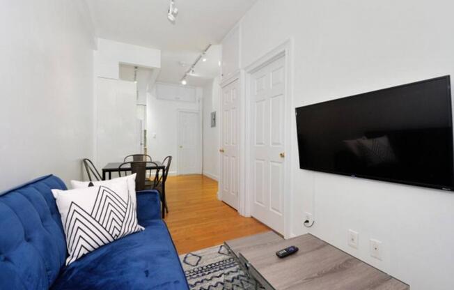 1 bed, 1 bath, $2,800