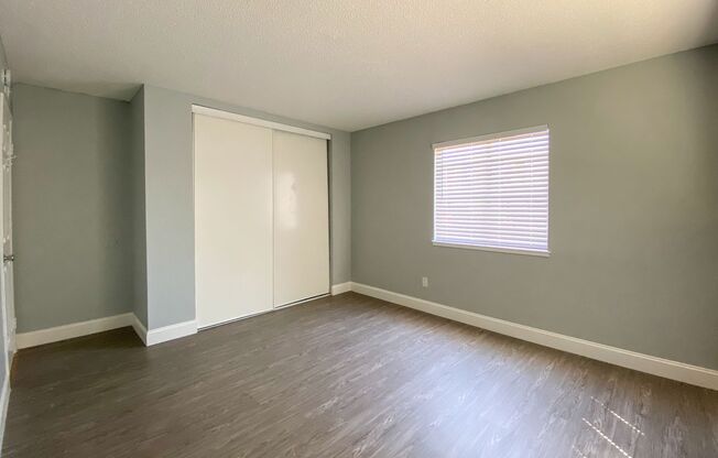 2 beds, 1 bath, 840 sqft, $1,625, Unit RO-83