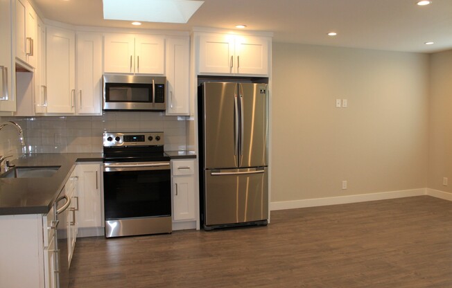 1 bed, 1 bath, 600 sqft, $2,795