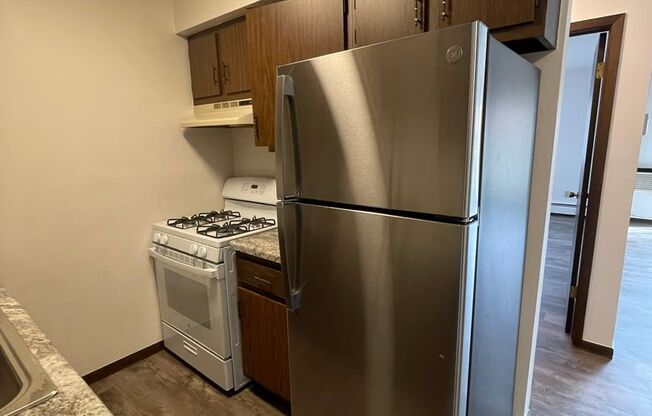 1 bed, 1 bath, $995, Unit 101