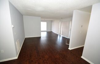 2 beds, 2 baths, $1,295