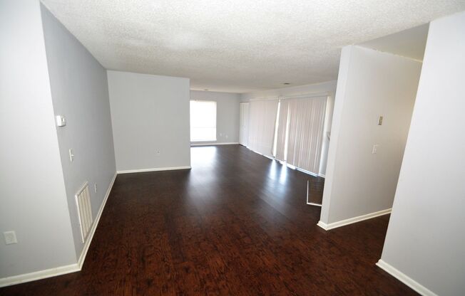 2 beds, 2 baths, $1,295