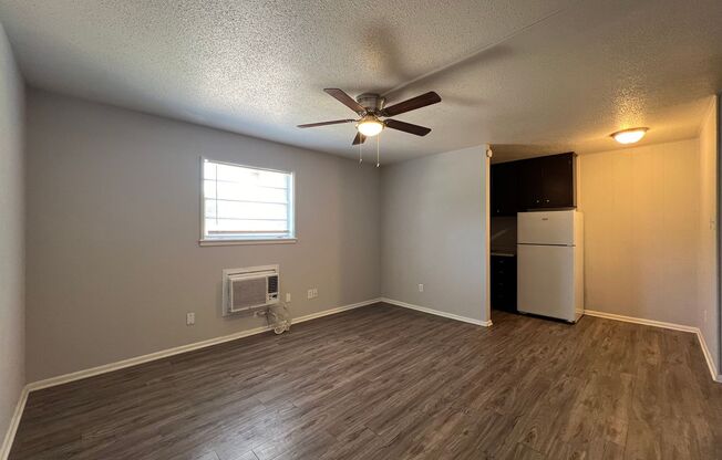 1 bed, 1 bath, 502 sqft, $625, Unit 10