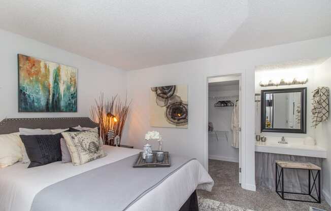 Gorgeous Bedroom at Timber Glen Apartments, Ohio