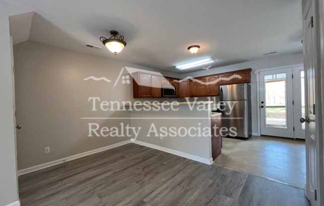 MOVE IN READY! Spacious and updated 2 bed, 2.5 bath townhome in scenic Seymour!