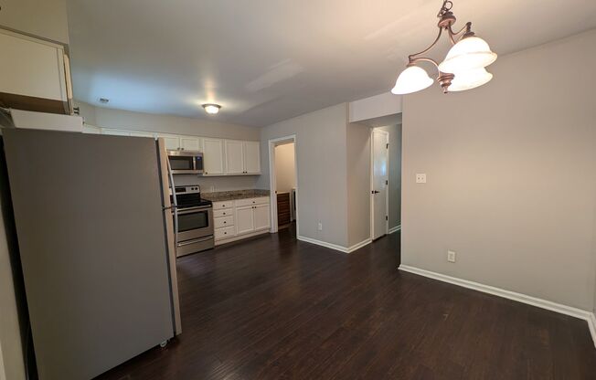 Charming  two story , 2 bedroom, 2.5 bath Condo located the Stratfordshire community !