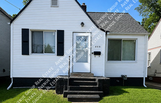 489 CENTRAL AVE