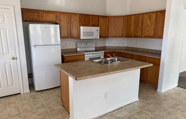 Beautiful 4 Bedroom Home for Rent in Tolleson!