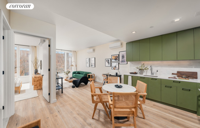 1 bed, 1 bath, $3,428, Unit 2E
