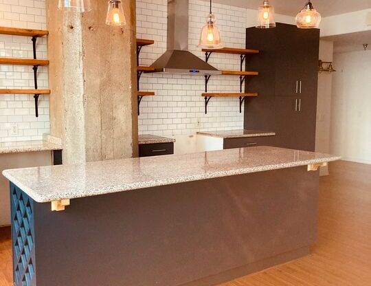 2 beds, 2.3 baths, 1,900 sqft, $5,500, Unit 505