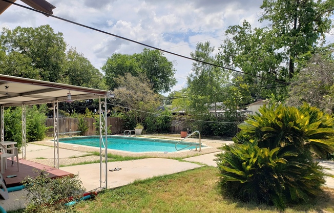 4258 TREEGARDEN DR