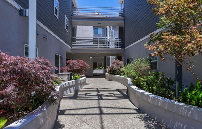 Large 2 Bed/2 Bath San Mateo condo near downtown with two parking spaces. YouTube Tour!!