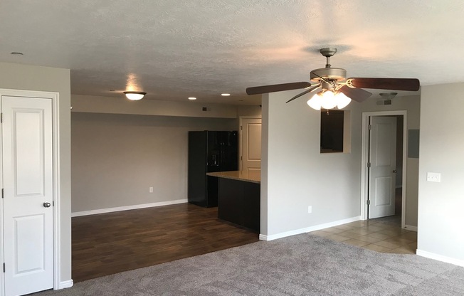 3 beds, 2 baths, 1,215 sqft, $1,895, Unit I-05