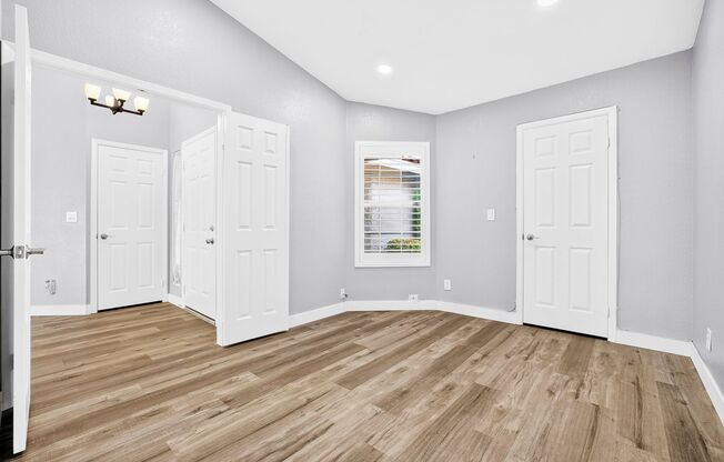 3 beds, 2 baths, $2,300