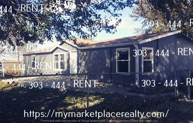 Beautiful 3 Bedroom 2 Bathroom in a Quiet Friendly Neighborhood