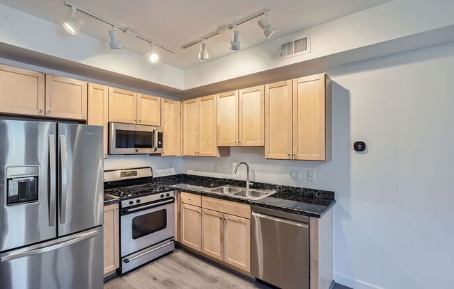 Beautiful 1BD/1BA Boulder Condo - Available Now!