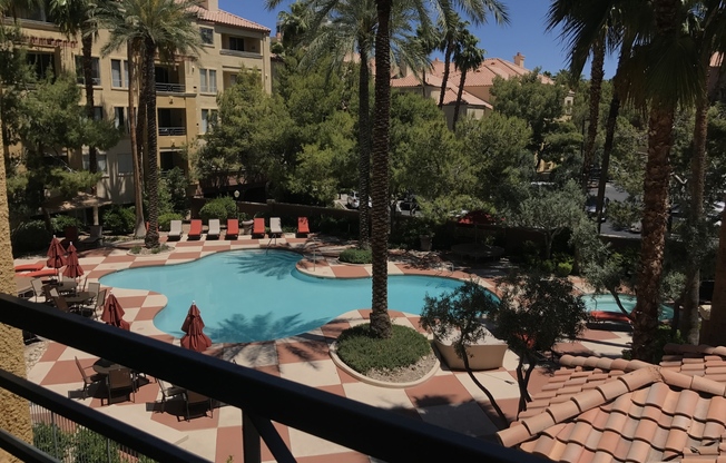 2 beds, 2 baths, $2,400, Unit # 206