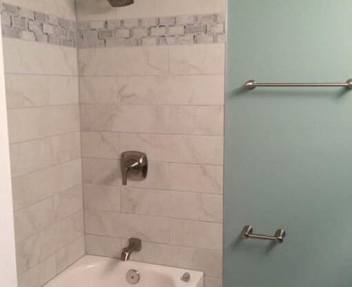 1 Bedroom Bathroom