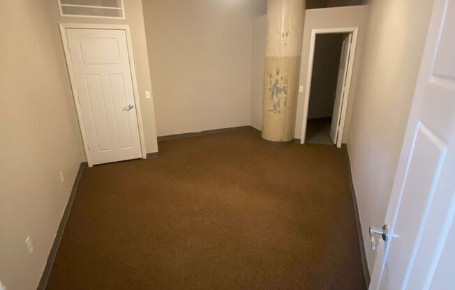 2 beds, 1 bath, 950 sqft, $898, Unit 311