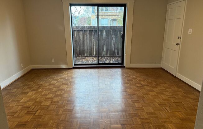 Chestnut Street-1312