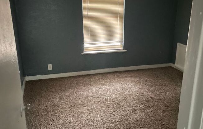 2 Bedroom 1 Bathroom South Dallas